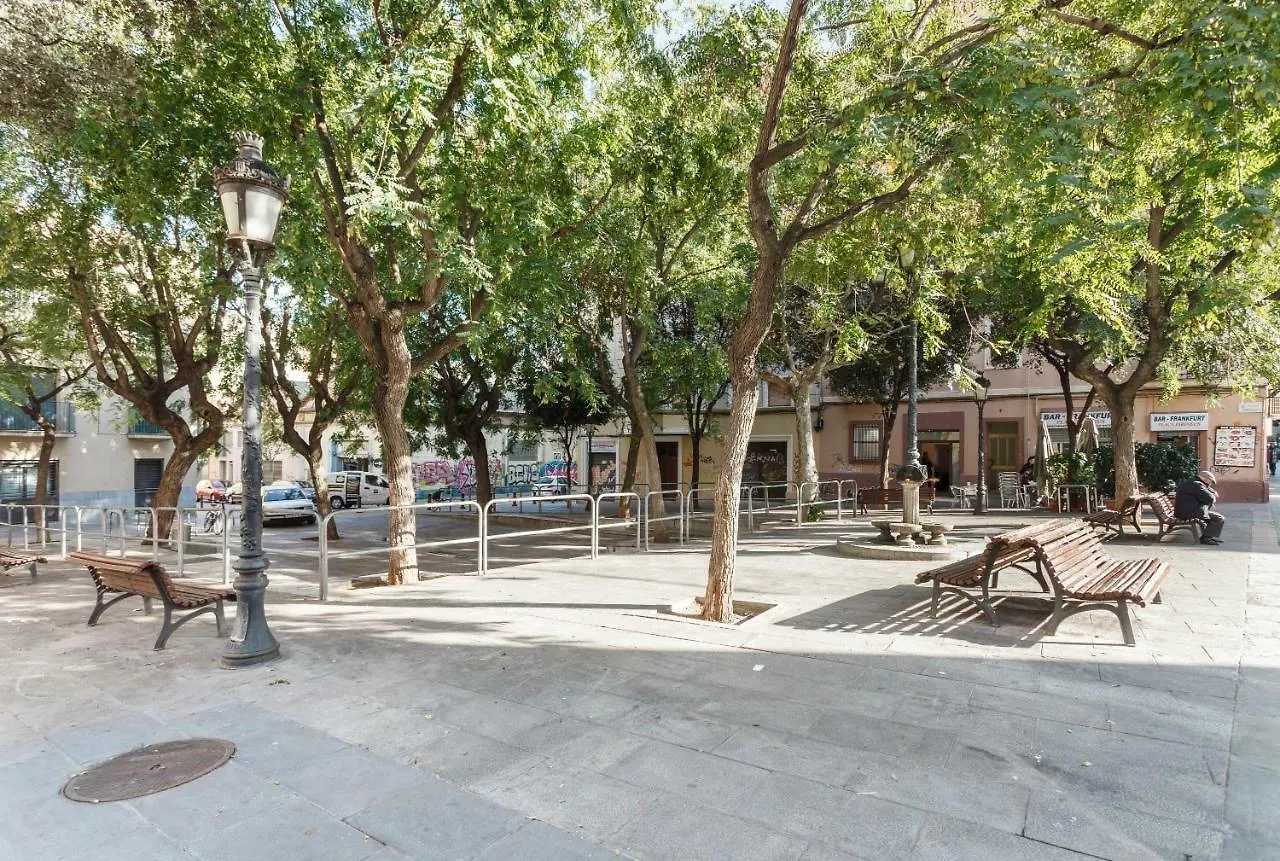 Beautiful Apartment 20 Minutes From City Center L'Hospitalet de Llobregat